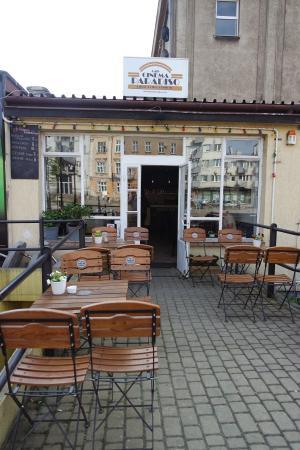 Cafe Cinema Paradiso